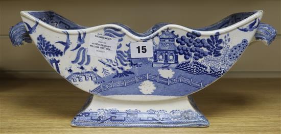 A 19th century Willow pattern blue and white stilton stand